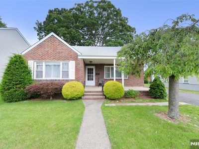 3-21 27th St, Fair Lawn, NJ, 07410