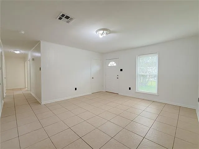 508 Avenue G #A — Photo 4