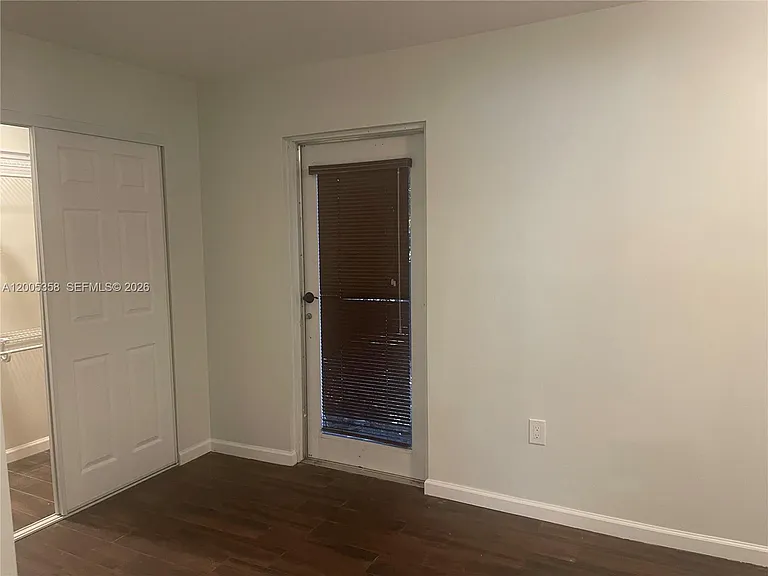 554 NE 74th St #2 — Photo 8
