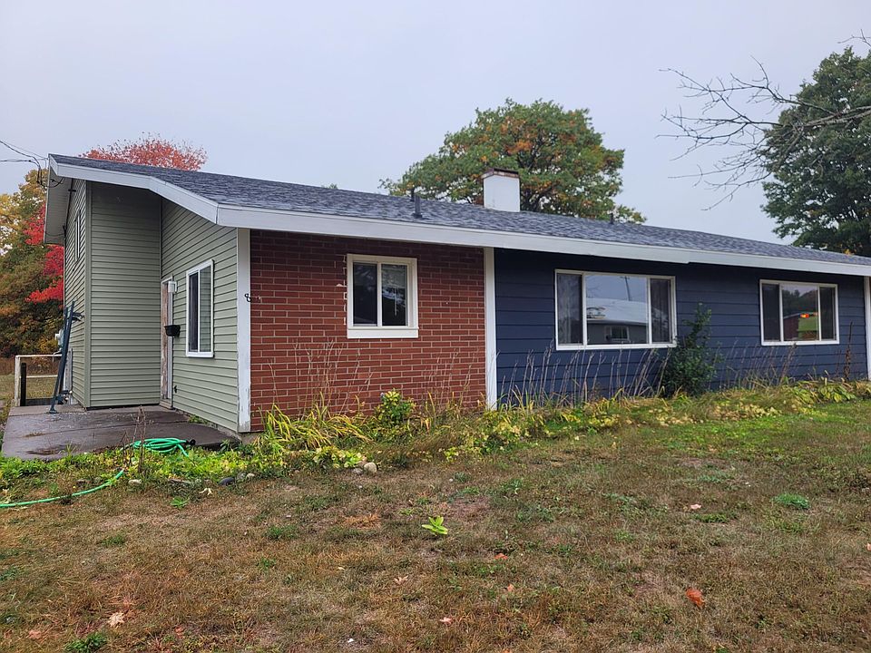 1st image of 8 Hope Ln