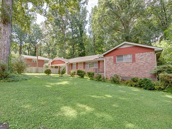 2nd image of 2426 Caladium Dr