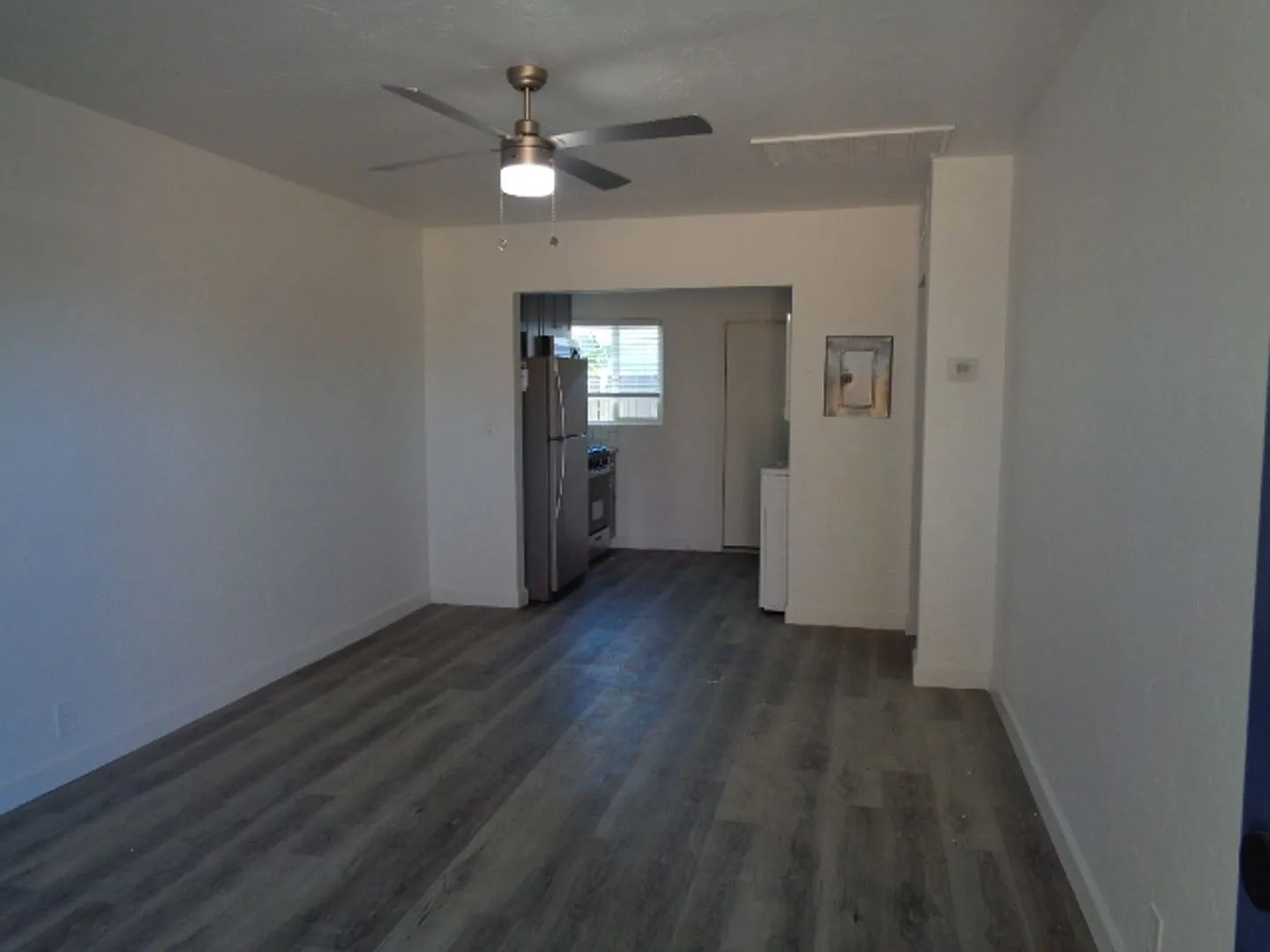 #1037-Osborn LLC — Photo 2