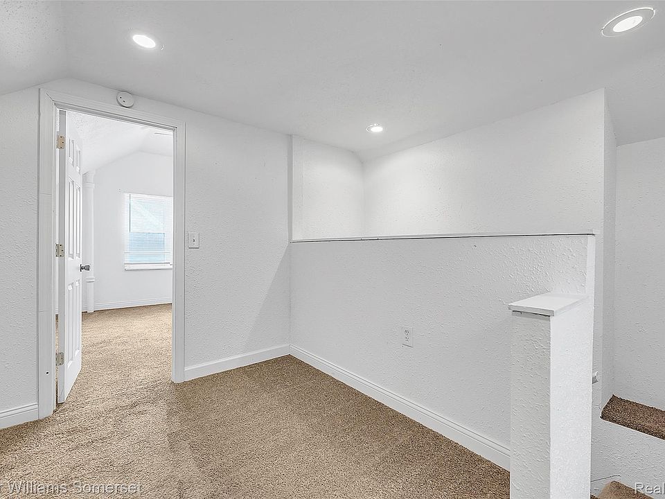 18046 Steel St, photo 20