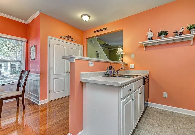 9604 Mendenhall View Dr — Photo 11