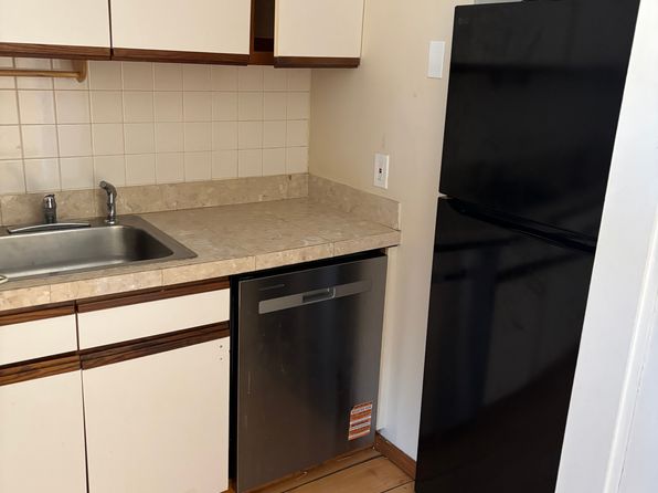 17 Burgundy Hill Ln Unit 17