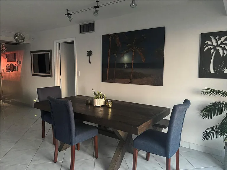 1370 S Ocean Blvd #1005 — Photo 10