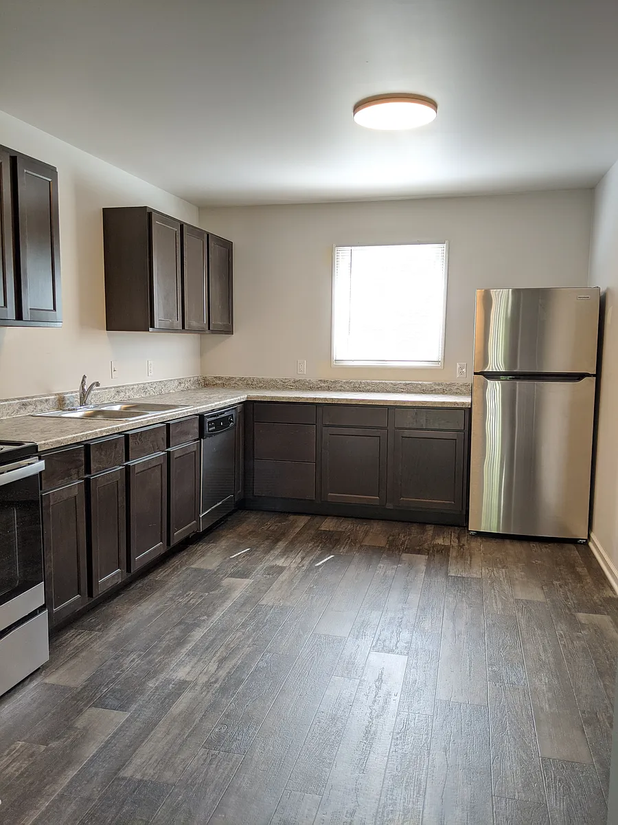Building Photo - 1110 S Cross St #2