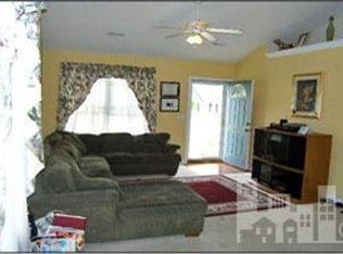 737 Oak Branches Close SE, Leland, NC 28451