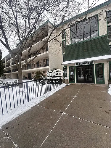 10401 Cedar Lake Rd #505 Photo 1