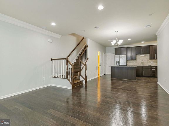 5th image of 23567 Belvoir Woods Ter