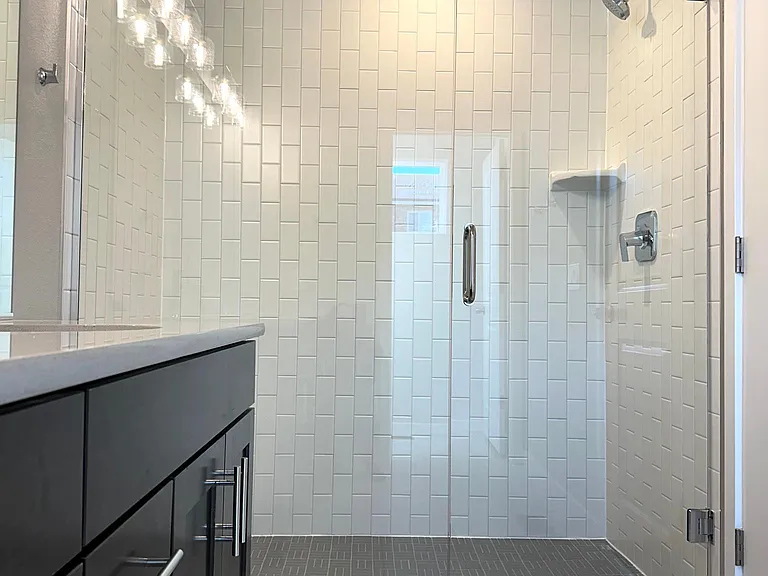 Masterbathroom_3