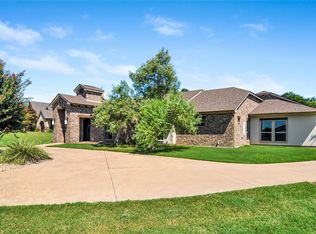 1803 W Emerald Bend Ct, Granbury, TX 76049
