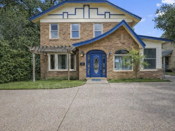 2625 S University Dr, Fort Worth, TX 76109