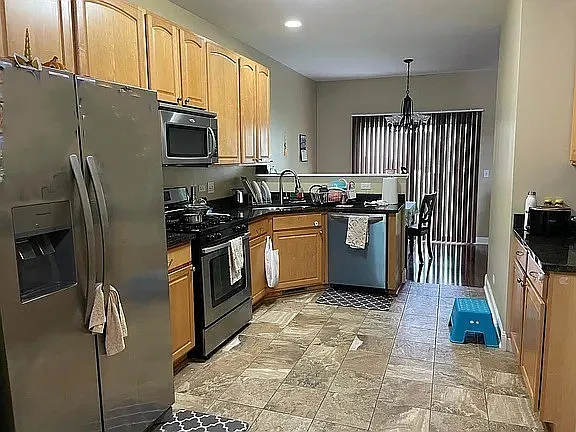 2277 Stoughton Dr — Photo 5