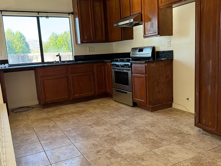 8 Meadow Ridge Cir — Photo 10