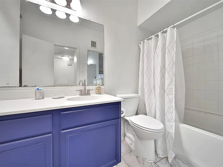 8100 Cambridge St #25 — Photo 20