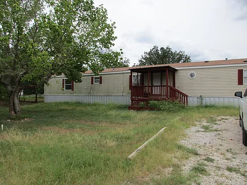 921 Seneca Dr Photo 1