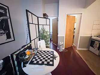 Rented by Denise Rosenblum, LREB