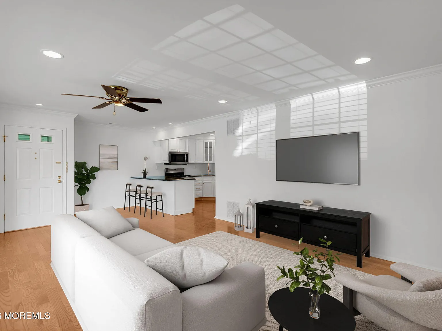 2 bed, 1124 sqft, $3,100 — Photo 3