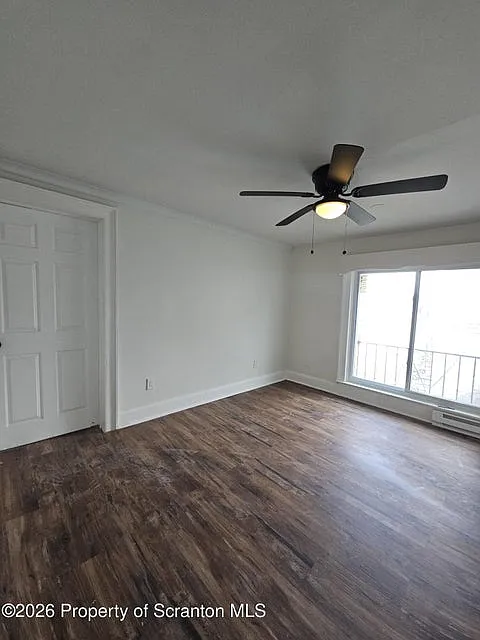 2 bed, 1022 sqft, $1,350 — Photo 2