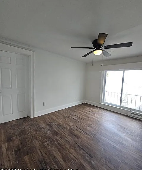 1226-1228 Vine St #7 — Photo 9