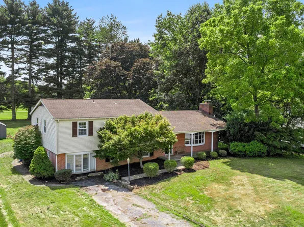 46 Club View Ln, Phoenix, MD 21131