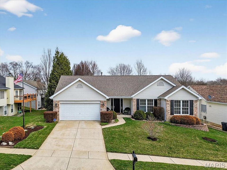 1st image of 118 Spring Tree Ct