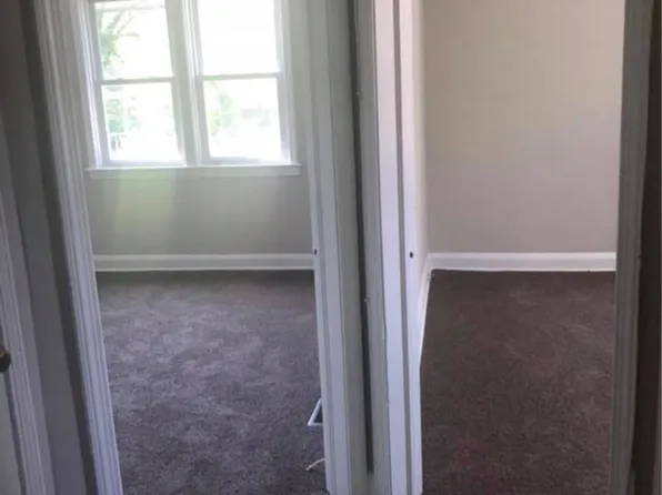 1101 Meridene Dr, Baltimore, MD 21239