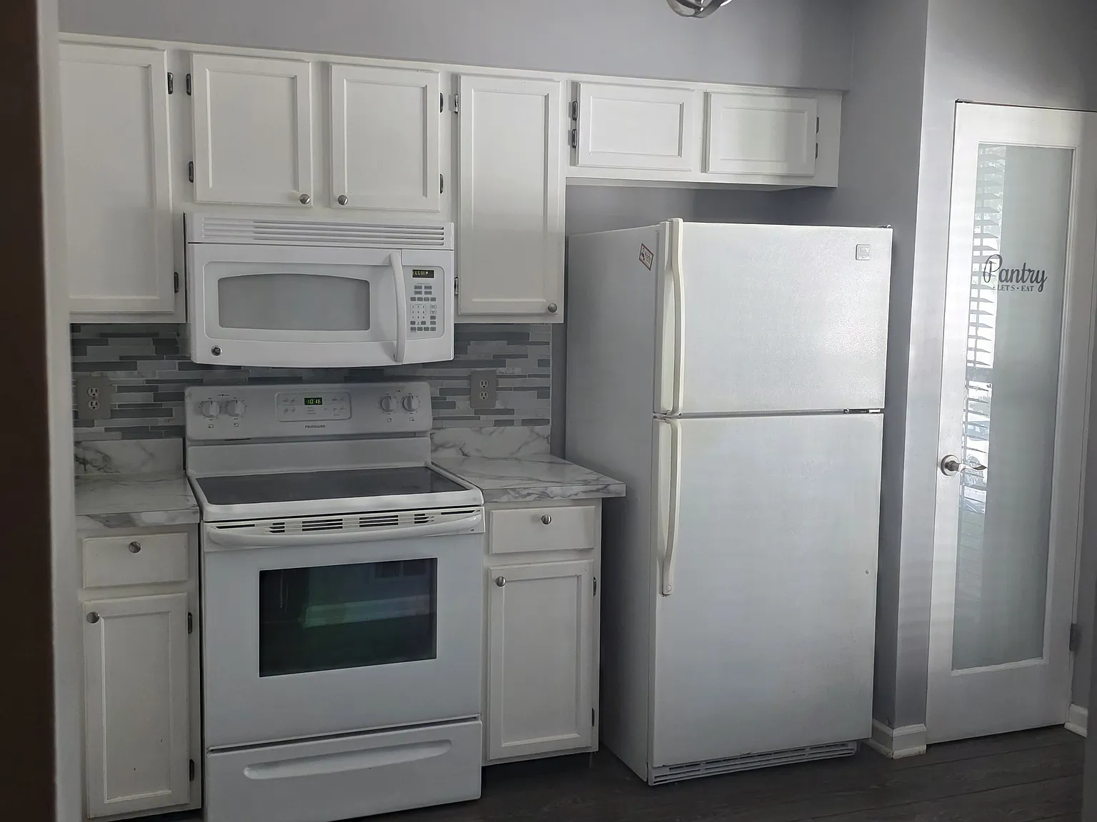 2 bed, 2.5 bath, 1500 sqft, $2,450 — Photo 2