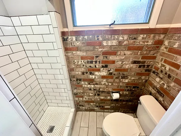 444 W 29th St #3, Erie, PA 16508