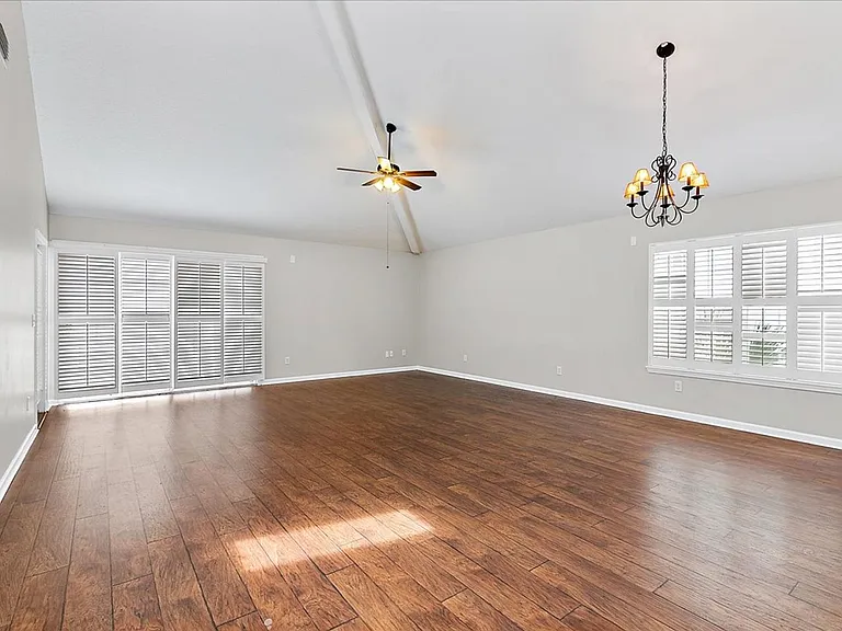 1065 Theodore Ave — Photo 7