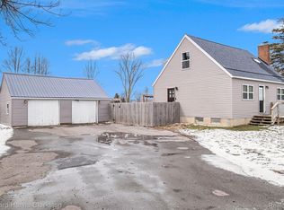 4014 Seymour Rd, Swartz Creek, MI 48473