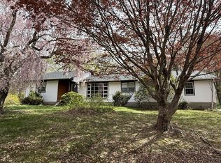 340 Moose Hill Rd, Monroe, CT 06468