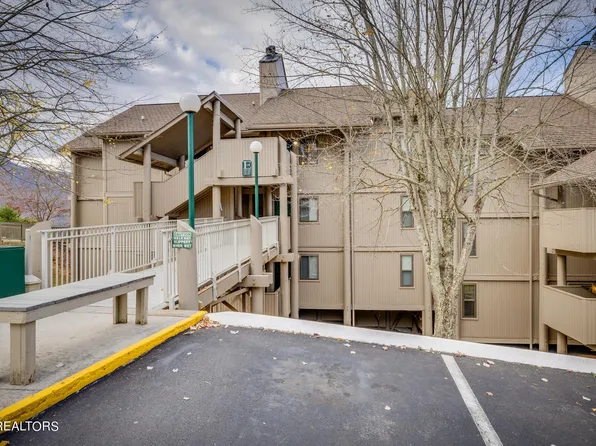 3710 Weber Rd #207, Gatlinburg, TN 37738