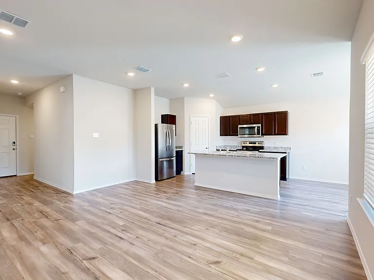 824 Chambray Dr — Photo 10