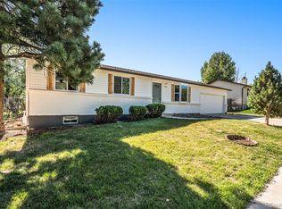 1566 S Queen Ct, Lakewood, CO 80232