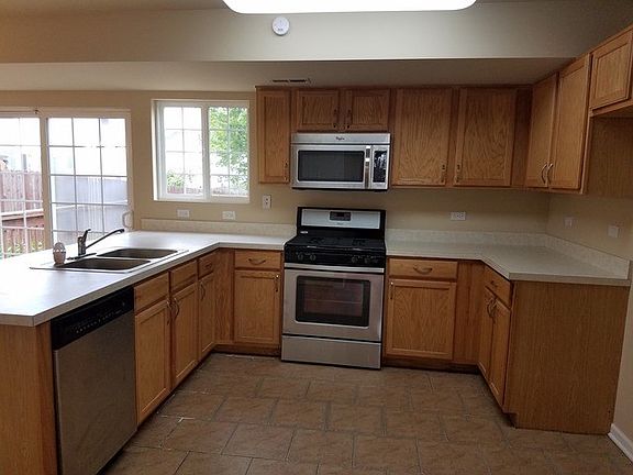 2nd image of 1792 Alexandria Ln