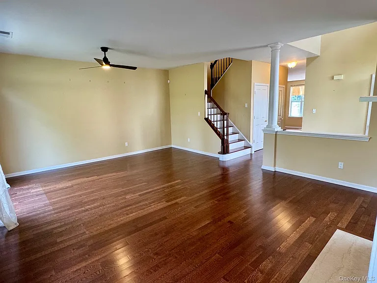 8 Green Ct — Photo 7