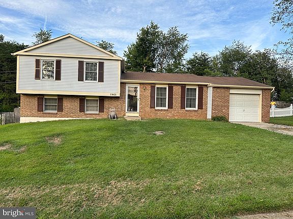 3rd image of 13621 Rush Dr