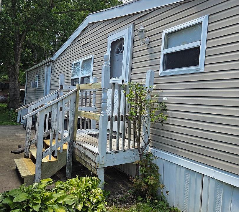 1st image of 1 Victory Ave #77