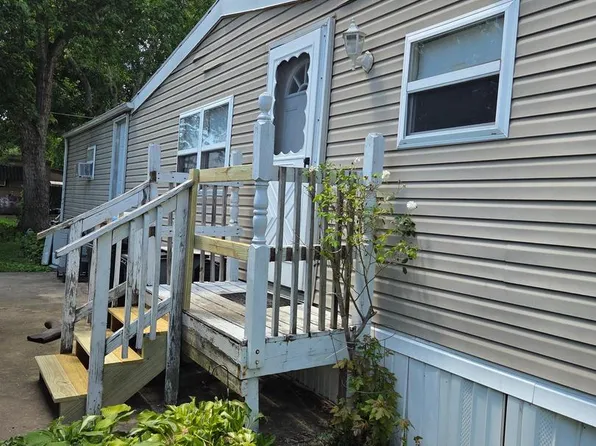 1 Victory Ave #77, Pennsville, NJ 08070