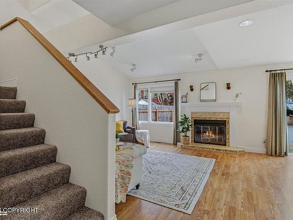 2nd image of 5527 E 34th Ave #110