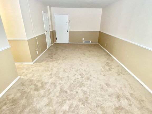 4th image of 451 Highland Ave #A2