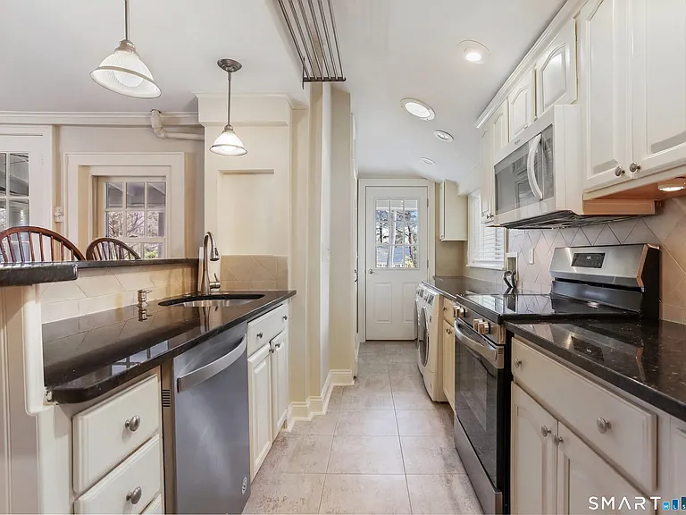 410 Wilton Rd W #NORTH — Photo 10