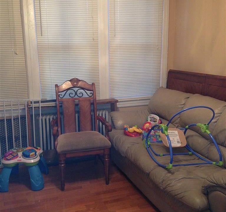 1st image of 9 Cedar St