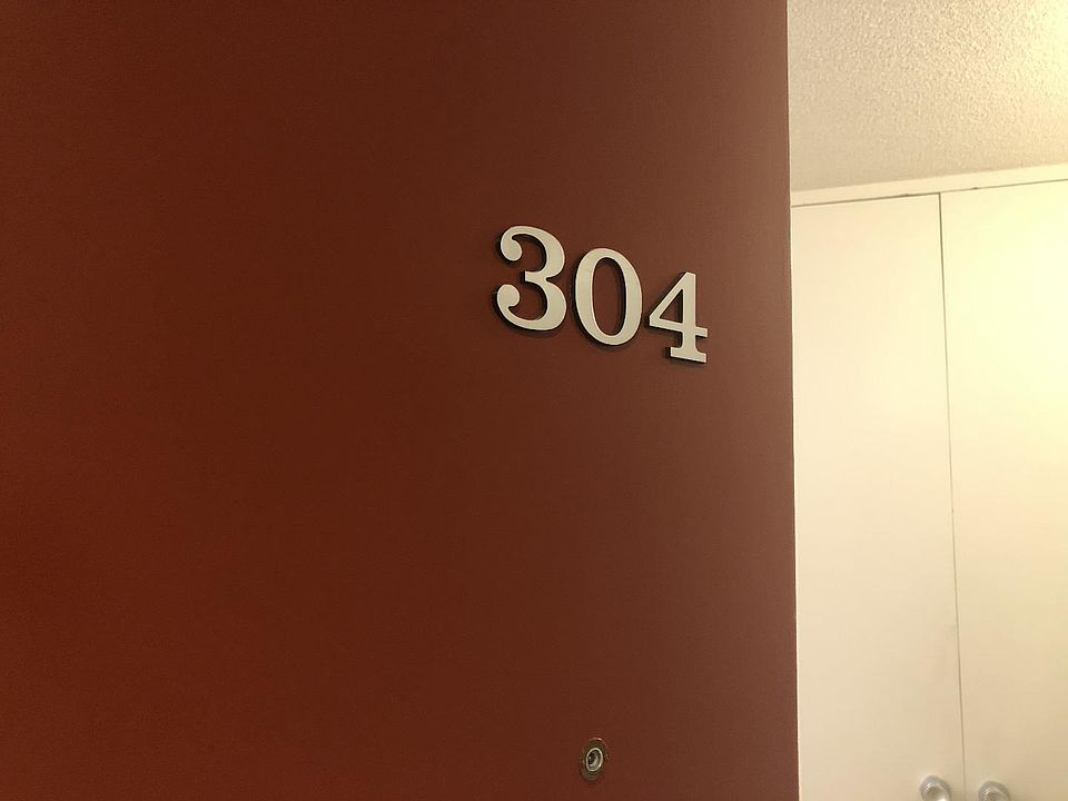 1st image of 101 Alma St APT 304