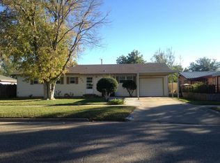 2021 W 19th St, Plainview, TX 79072