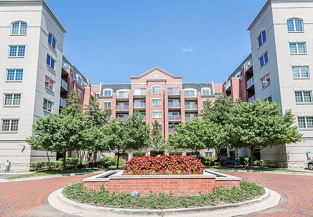 1st image of 4833 N Olcott Ave Unit 212