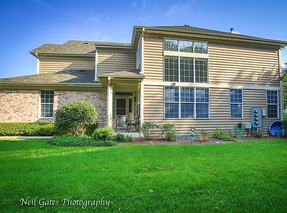 2nd image of 926 Havenshire Ct #926