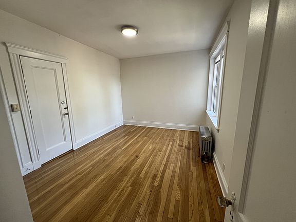 5th image of 28 Langdon St APT 12A